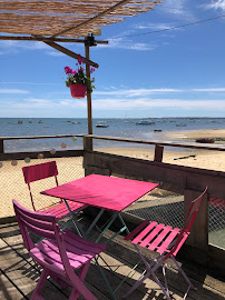 Atmosphère du Bar-restaurant à huîtres Le Petit Chenal à Lège-Cap-Ferret - n°17