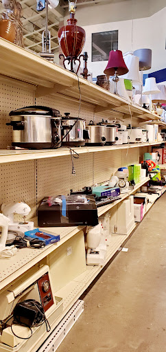 Thrift Store «St. Vincent de Paul», reviews and photos, 575 Rainier Ave N, Renton, WA 98057, USA