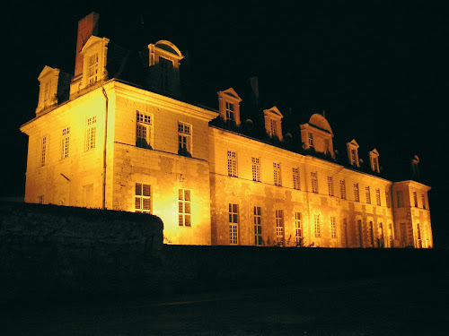 Centre de vacances Vendôme : Association OVAL à Gennes-Val-de-Loire