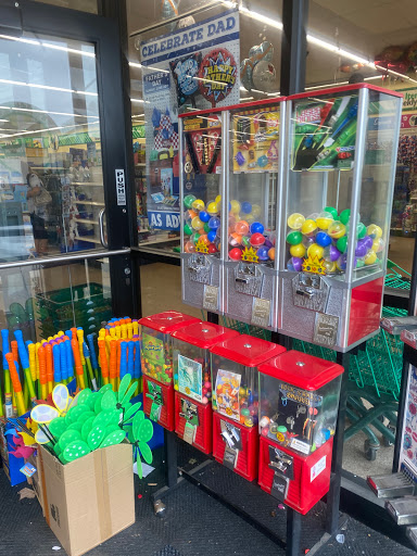 Dollar Store «Dollar Tree», reviews and photos, 1090 State St, Lemont, IL 60439, USA