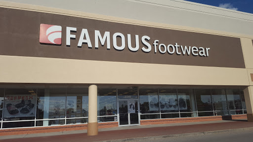 Shoe Store «Famous Footwear», reviews and photos, 5045 Transit Rd, Williamsville, NY 14221, USA