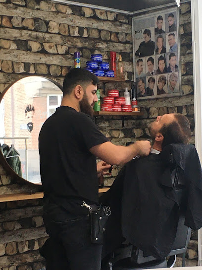 Paris Barber shop _ Frisør Aalborg