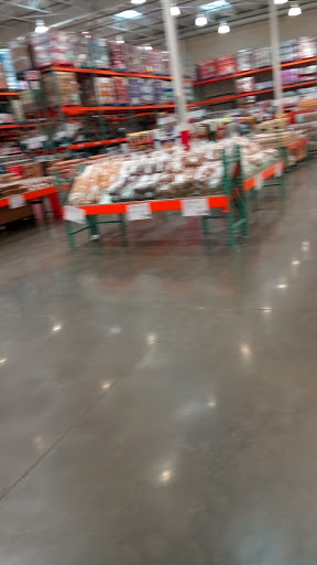 Warehouse store «Costco Wholesale», reviews and photos, 1300 Edwards Ferry Rd NE, Leesburg, VA 20176, USA