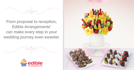 Gift Shop «Edible Arrangements - The Shoppes at Buford», reviews and photos, 3200 Woodward Crossing Blvd b104, Buford, GA 30519, USA