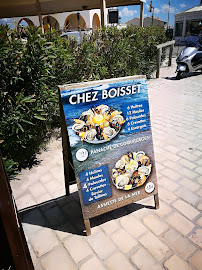 Chez Boisset à Saintes-Maries-de-la-Mer menu