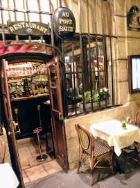 Atmosphère du Restaurant français Au Port du Salut à Paris - n°14