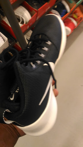 Clothing Store «Nike Clearance Store», reviews and photos, 4099 S Plaza Dr, Memphis, TN 38116, USA