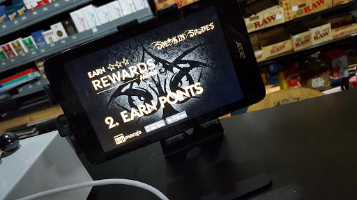 Tobacco Shop «Smokin Spades Premier Smoke and Vapor Shop», reviews and photos, 11180 W Flagler St #7, Miami, FL 33174, USA