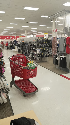 Department Store «Target», reviews and photos, 2333 63rd St, Woodridge, IL 60517, USA