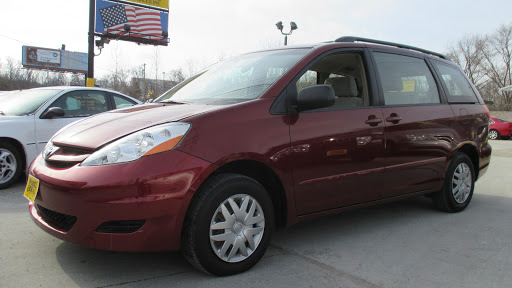 Used Car Dealer «Wheel & Deal Auto Sales Inc», reviews and photos, 9725 Hamilton Ave, Cincinnati, OH 45231, USA