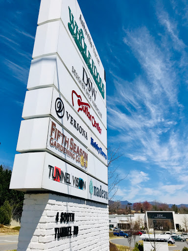 Shoe Store «DSW Designer Shoe Warehouse», reviews and photos, 4 S Tunnel Rd, Asheville, NC 28805, USA