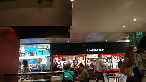 Cuatroases - Montevideo Shopping