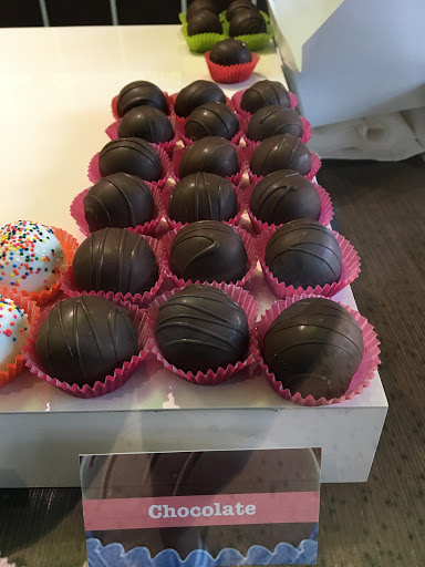 Wedding Bakery «Sweet Doctors», reviews and photos, 140 University Town Center Dr, Sarasota, FL 34243, USA