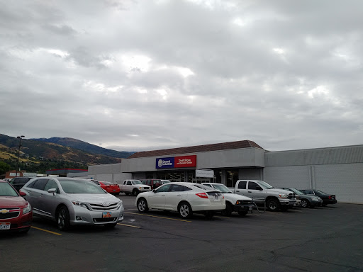Thrift Store «Deseret Industries Thrift Store», reviews and photos, 158 E Pages Ln, Centerville, UT 84014, USA