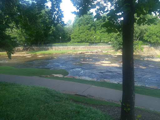 Park «Falls Park on the Reedy», reviews and photos, 601 S Main St, Greenville, SC 29601, USA