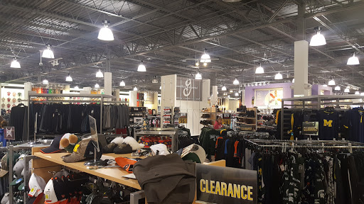 Discount Store «Gordmans - Store Closing Soon», reviews and photos, 5159 Harvey St, Norton Shores, MI 49444, USA