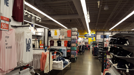 Clothing Store «Old Navy», reviews and photos, 747 NW 12th St, Gresham, OR 97030, USA