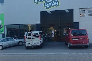 THOR CYCLES bike shop image