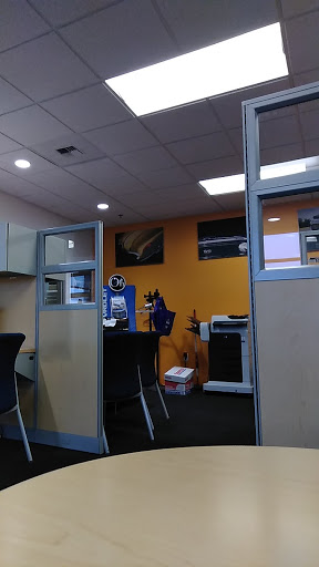 Car Dealer «Lee Johnson Auto Family», reviews and photos, 11845 NE 85th St, Kirkland, WA 98033, USA