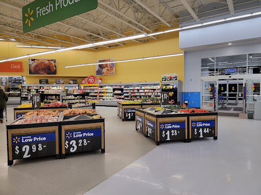 Department Store «Walmart Supercenter», reviews and photos, 33 Sherwood Dr, Tilton, NH 03276, USA