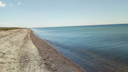 Zdjęcie Bredfjed Beach z powierzchnią turkusowa czysta woda