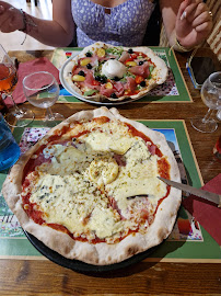 Pizza du Restaurant familial Chez Minou à Monpazier - n°16