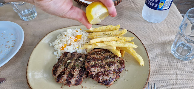 Opinii despre Εστιατόριο Διόνυσος în Καρλόβασι - Εστιατόριο