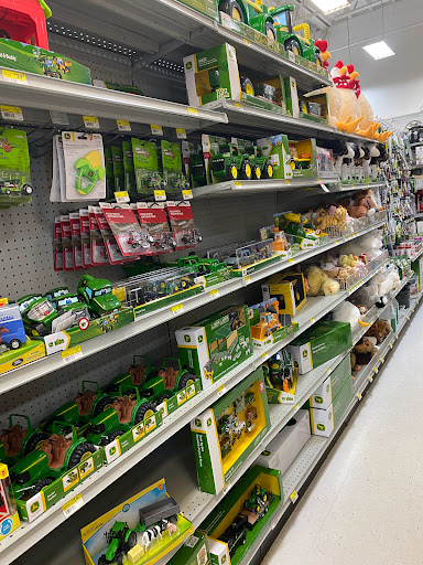 Animal Feed Store «Wilco Farm Store», reviews and photos, 197 S Hazel Dell Way, Canby, OR 97013, USA