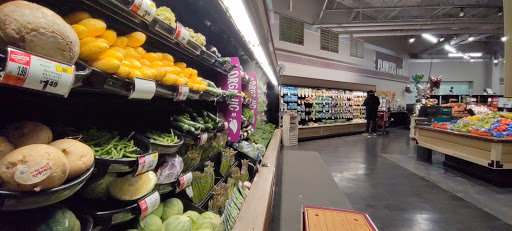 Supermarket «TOPS Friendly Markets», reviews and photos, 390 W Main St, Batavia, NY 14020, USA