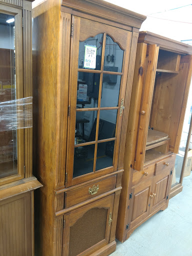 Social Services Organization «Habitat For Humanity of New Castle County Restore», reviews and photos