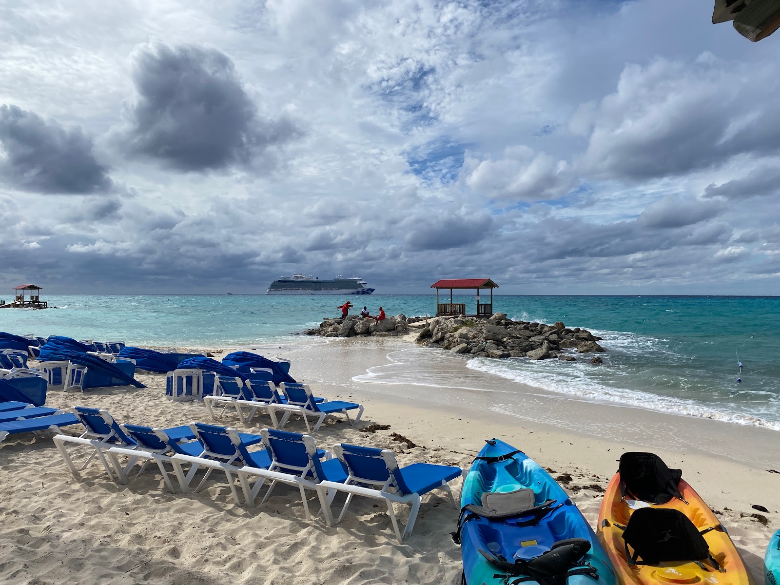 Foto di Princess Cays beach - raccomandato per i viaggiatori in famiglia con bambini