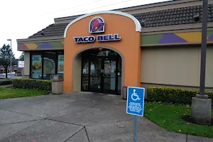 Taco Bell image