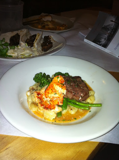 New American Restaurant «Canoe Club», reviews and photos, 27 S Main St, Hanover, NH 03755, USA