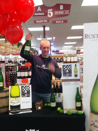 Liquor Store «Curtis Liquors - Weymouth», reviews and photos, 486 Columbian St, Weymouth, MA 02190, USA