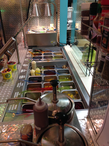 Frozen Yogurt Shop «TartBerry», reviews and photos, 915 SW 9th Ave, Portland, OR 97205, USA