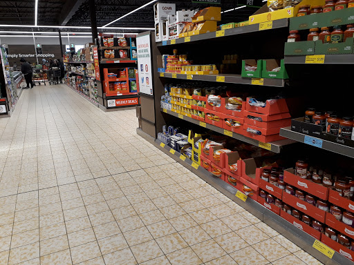 Supermarket «ALDI», reviews and photos, 1600 W 117th St, Lakewood, OH 44107, USA