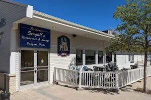 Seagulls Restaurant & Lounge image