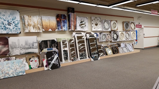 Clothing Store «Burlington Coat Factory», reviews and photos, 1555 S Lake St, Mundelein, IL 60060, USA