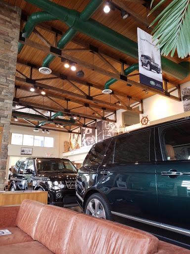 Land Rover Woodland Hills image