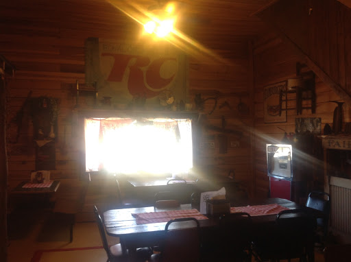 Restaurant «Old Delina Country Store», reviews and photos, 4397 John Barnes Rd, Cornersville, TN 37047, USA