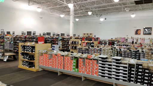 Shoe Store «DSW Designer Shoe Warehouse», reviews and photos, 3411 W Frye Rd, Chandler, AZ 85226, USA