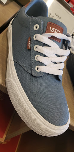 Shoe Store «DSW Designer Shoe Warehouse», reviews and photos, 4401 Lyons Rd, Coconut Creek, FL 33073, USA