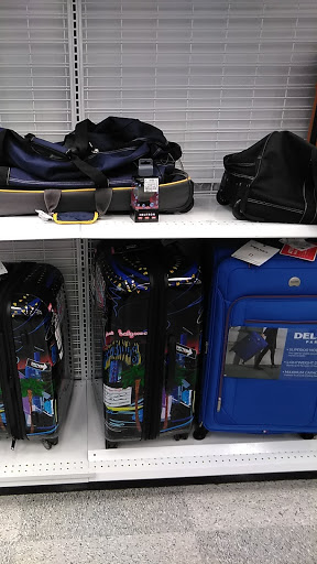 Clothing Store «Ross Dress for Less», reviews and photos, 16900 US-441, Mt Dora, FL 32757, USA