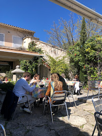 Atmosphère du Restaurant français Le Jardin à Gordes - n°1