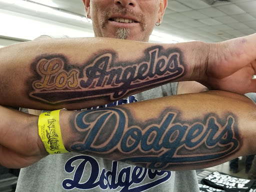 Tattoo Shop «VATO LOCO TATTOO STUDIO», reviews and photos, 1416 W Arkansas Ln, Arlington, TX 76013, USA