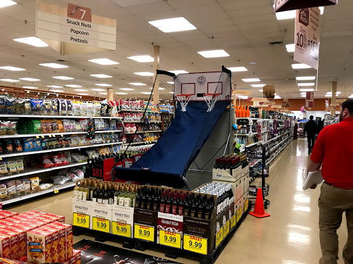 Grocery Store «Schnucks», reviews and photos, 4500 W Lloyd Expy, Evansville, IN 47712, USA