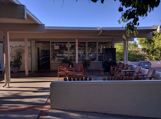 Laundromat «Drop A Load Laundry», reviews and photos, 370 W Sierra Madre Blvd, Sierra Madre, CA 91024, USA