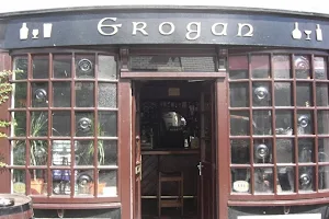 Grogan's image
