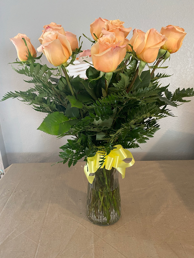 Florist «Roses Just Because/Hub Florist Of Lutz», reviews and photos, 18721 N Dale Mabry Hwy, Lutz, FL 33548, USA