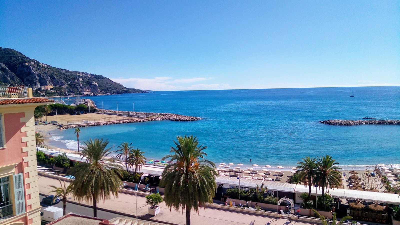 Plage Rondelli'in fotoğrafı hafif ince çakıl taş yüzey ile